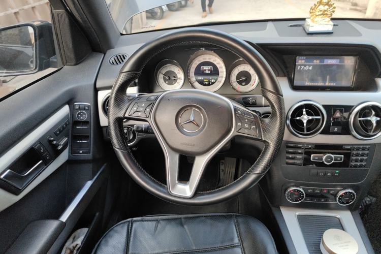 Used Mercedes-Benz GLK-Class 2014 GLK 260 4MATIC Dynamic Model
