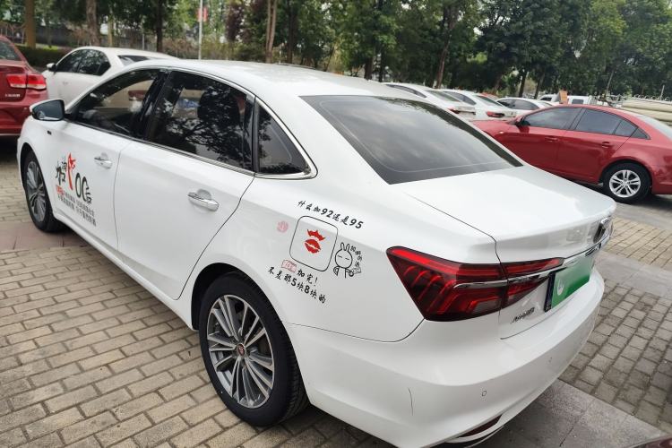 Used Roewe i6 2020 PLUS 1.6L Manual 4G Connect Glory Flagship Edition
