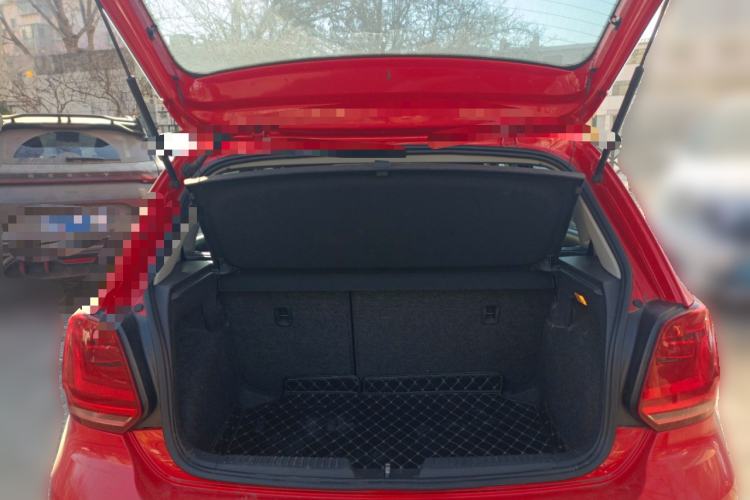 Used Volkswagen Polo 2014 1.6L Automatic Luxury Edition