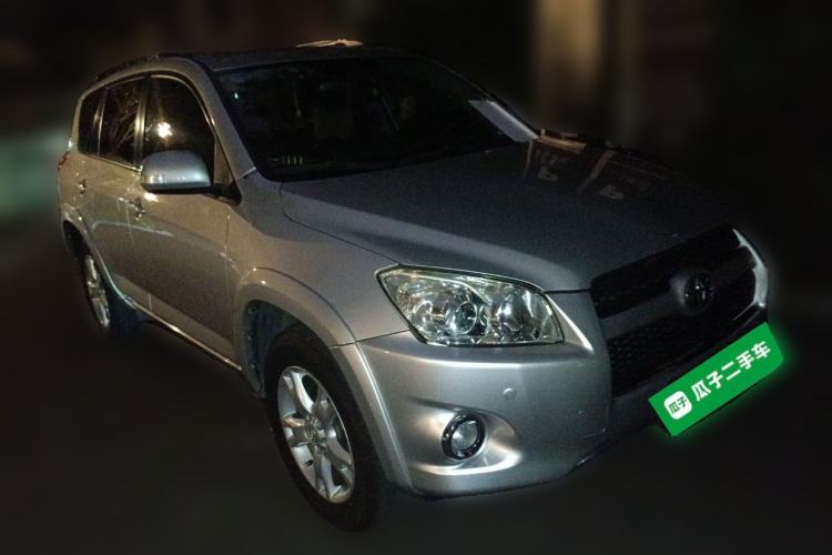 Used Toyota RAV4 2011 2.4L Automatic 4x4 Luxury Edition Front Right 45 Deg