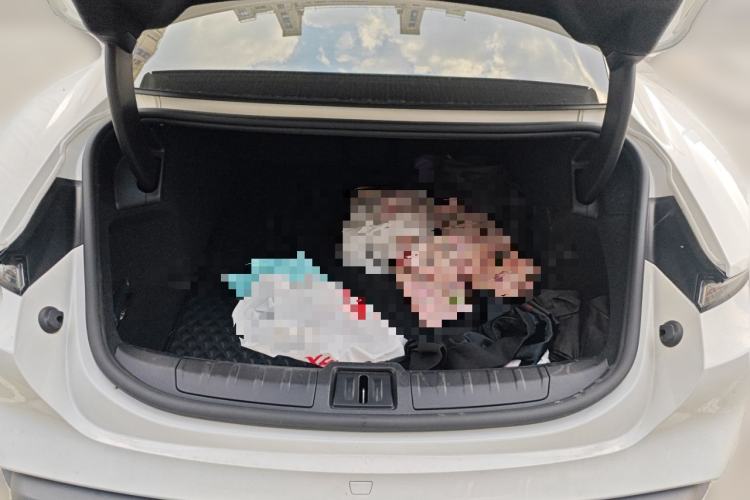 Used Porsche Taycan 2022-Year Updated Taycan