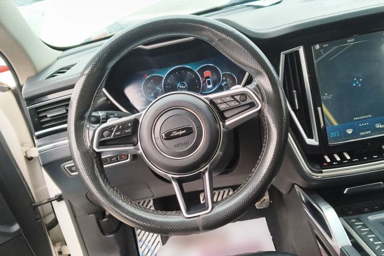 Used Zotye T700 2017 1.8T Dual-Clutch Prestige Model Steering Wheel