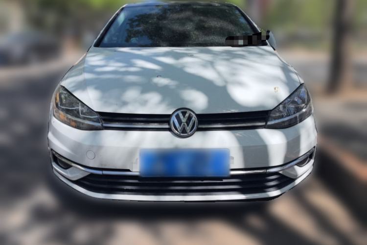 Used Volkswagen Golf 2018 230TSI Automatic Luxury Version
