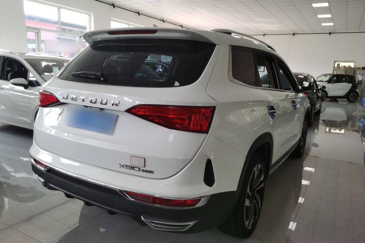 Used JETOUR X90 2019 1.5T Manual Smart Enjoyment Version 5 Seats China VI Standard