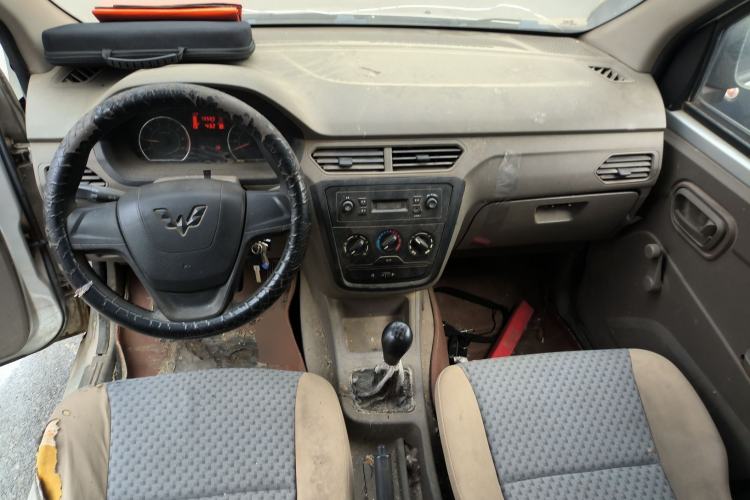 Used Wuling Zhiguang V 2017 1.2L Base Version LMH
