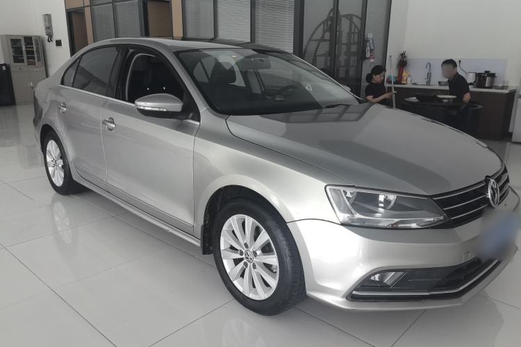 Used Volkswagen Sagitar 2015 1.6L Automatic Comfort Model