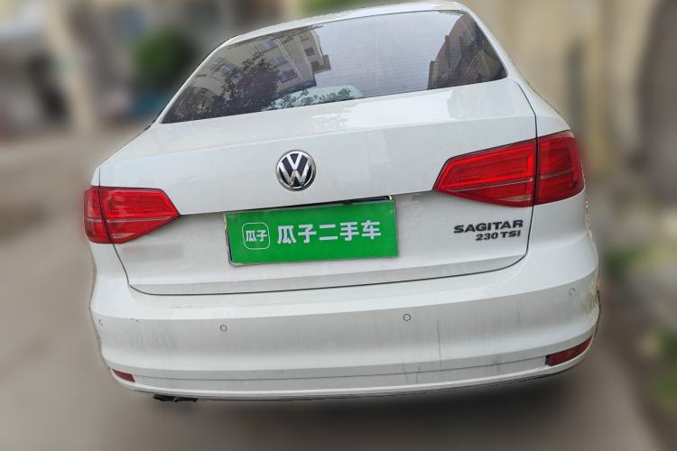 Used Volkswagen Sagitar 2015 230TSI Automatic Luxury Model