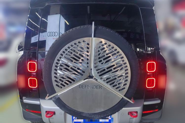 Used Land Rover Defender 2023 90 3.0T P400 XS
