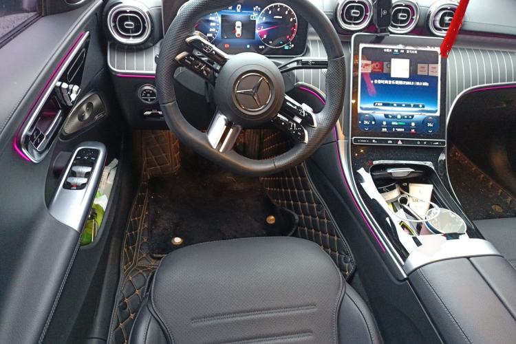 Used Mercedes-Benz C-Class 2023 C 260 L Bright Night Sports Edition Steering Wheel