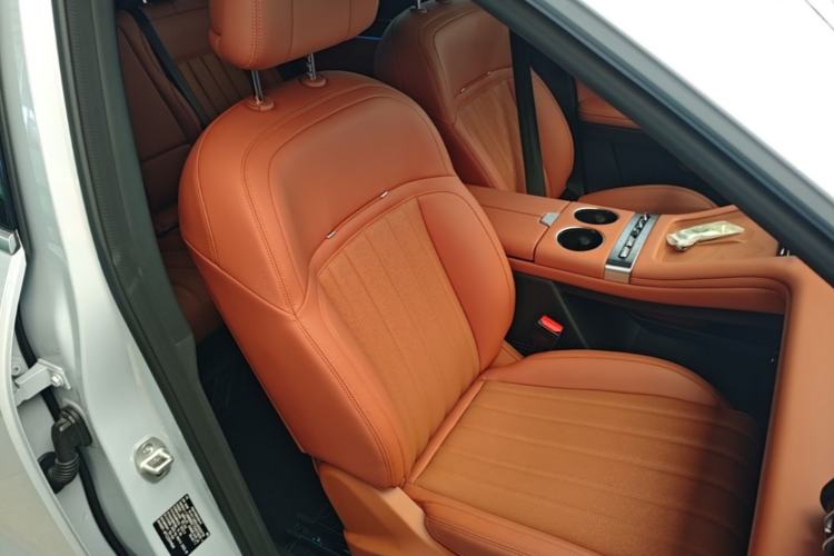 Used JETOUR Shanhai L7 Plus 2025 Model 220km Flagship 7-seater
