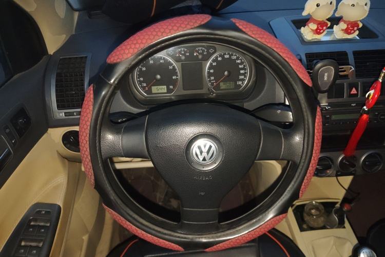 Used Volkswagen Polo 2009 Jingqu 1.6L Manual Elegant Edition
