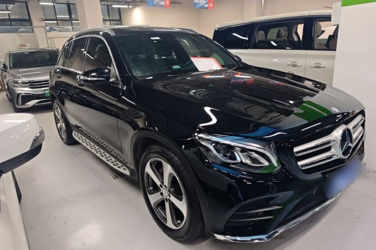Used Mercedes-Benz GLC 2017 GLC 260 4MATIC Luxury Model