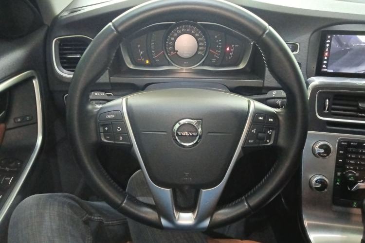 Used Volvo S60 2019 S60L Facelift T5 Intelligent Advanced Edition