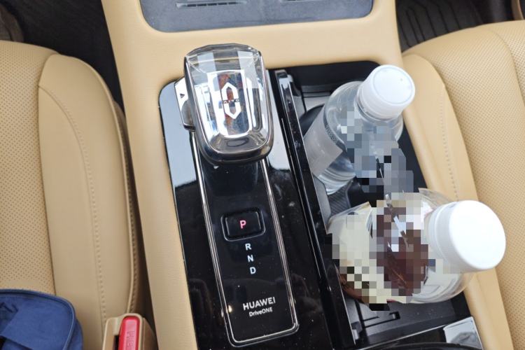 Used Hima AITO M7 2024 1.5T Rear-Drive Plus Version 5 Seats Gear Lever