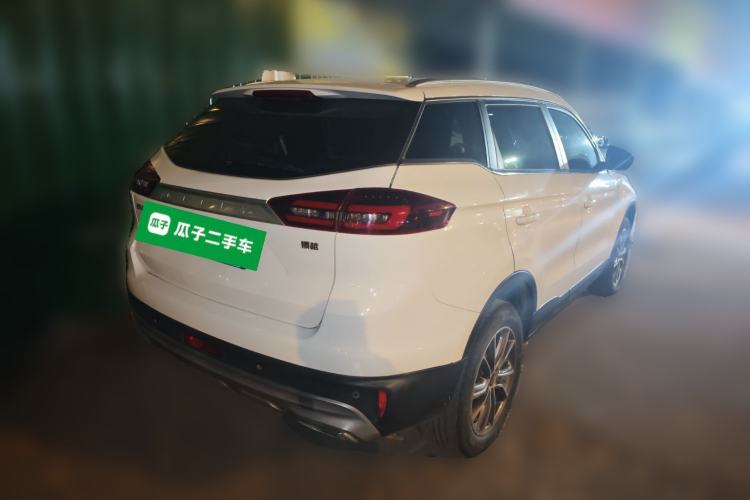 Used Geely Auto Emgrand X7 Sport 2021 Million Edition 1.8TD DCT Two-Wheel Drive Luxury Model
