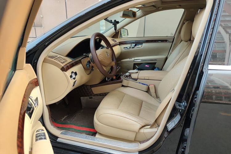 Used Mercedes-Benz S-Class 2010 S 350 L Luxury Model Left Front Seat