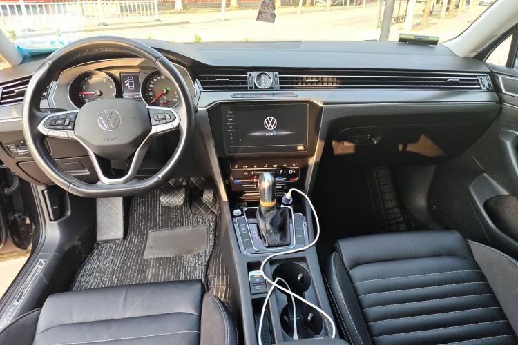 Used Volkswagen Magotan 2020 330TSI DSG Leading Model
