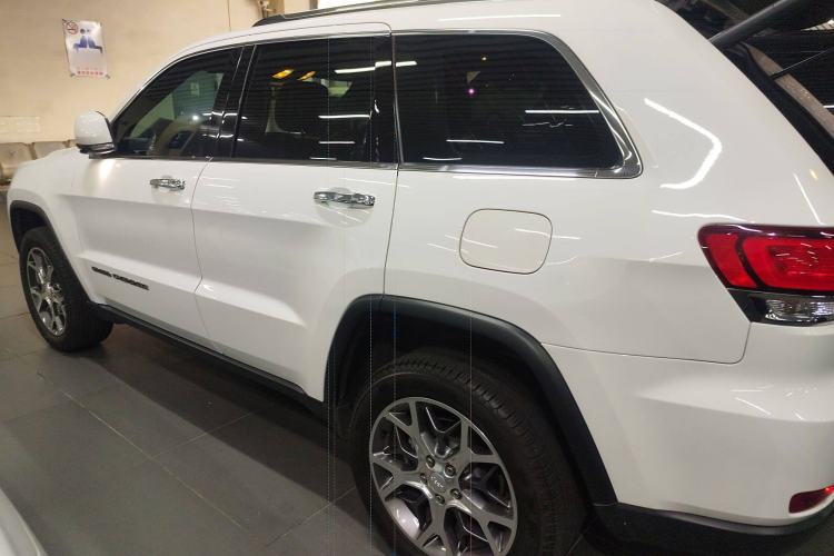 Used Jeep Grand Cherokee 2020 3.0L Elite Navigation Edition
