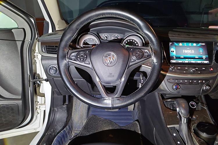 Used Buick Verano 2018 Sedan 20T Dual-Clutch Leading Model Steering Wheel