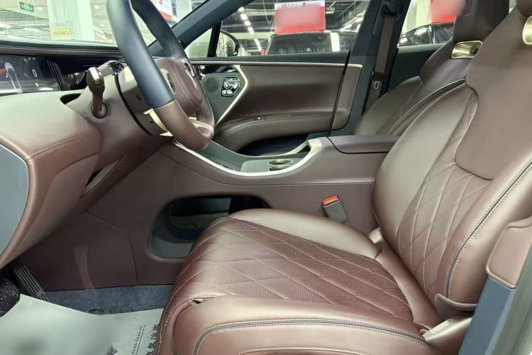 Used Avatr 11 2025 Year Updated Max Extended-Range Version Interior 2