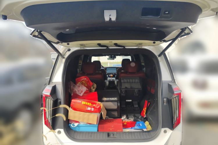 Used GAC Trumpchi M8 2023 Zongshi Series Dual-Motor YuZun Edition Trunk