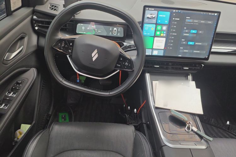 Used Livan 7 2023 605 km ZHU FENG
