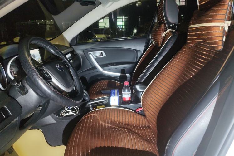 Used Bestune X80 2013 2.0L automatic luxury version