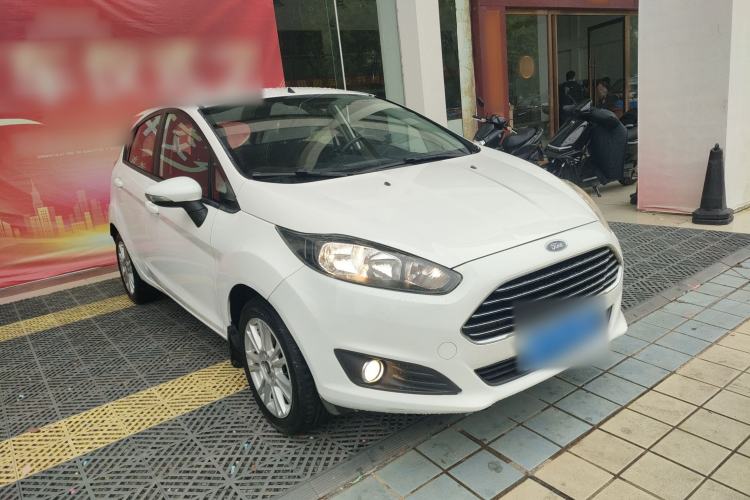 Used Ford Fiesta 2013 Hatchback 1.5L Automatic Fashion Edition
