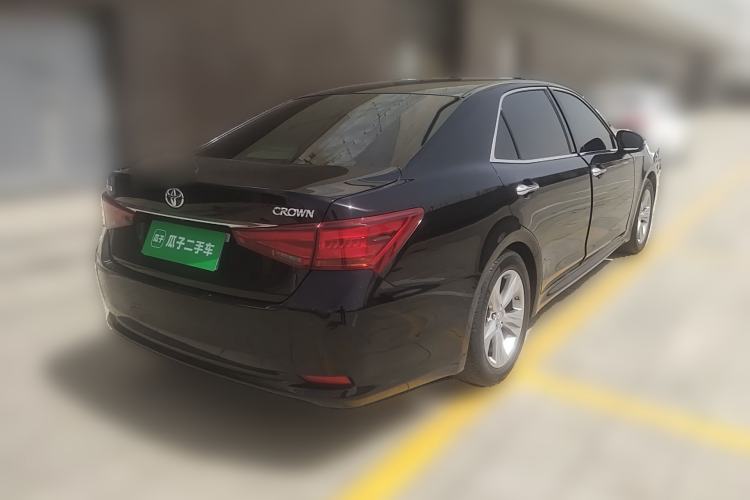 Used Toyota Crown 2015 2.5L Fashion Limited Edition
