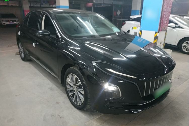 Used Hongqi E-QM5 2022 431 km Charge & Enjoy Edition