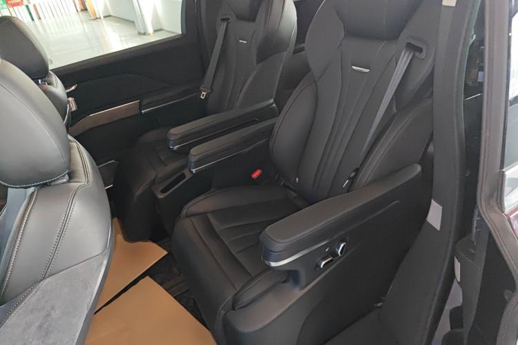 Used Hongqi HQ9 PHEV 2024 2.0T Four-Wheel Drive Business Edition Left Rear Seat