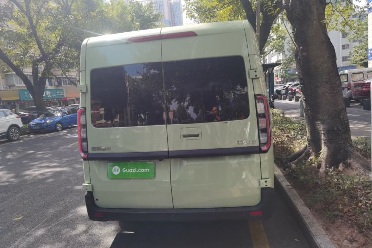 Used Farizon Super VAN 2024 Zhifu Edition Mid-Drive Mid-Roof 66 kWh
