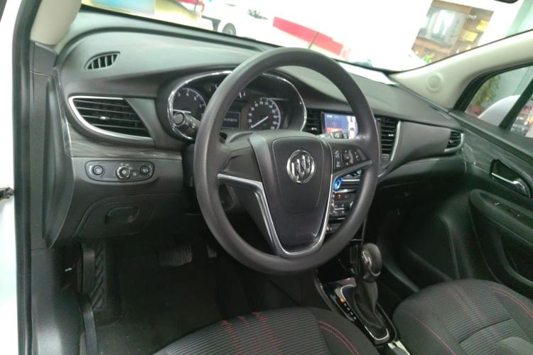 Used Buick Encore 2017 18T Automatic Two-Wheel Drive Urban Leading Model Center Console