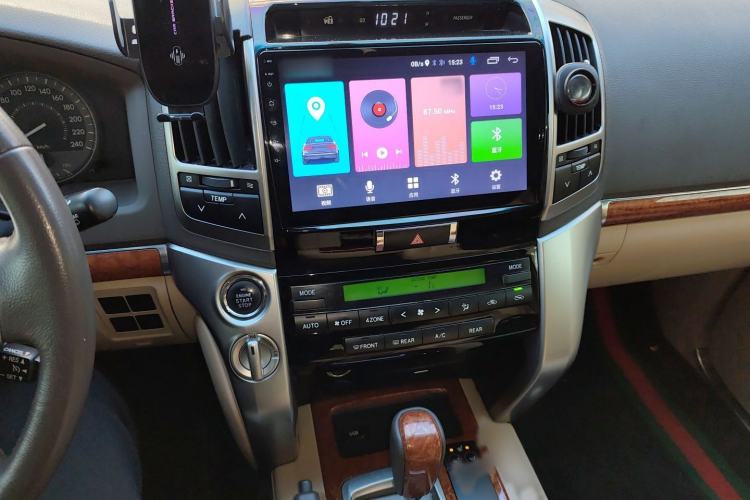 Used Toyota Land Cruiser 2012 4.0L Automatic VX Audio And AC Panel