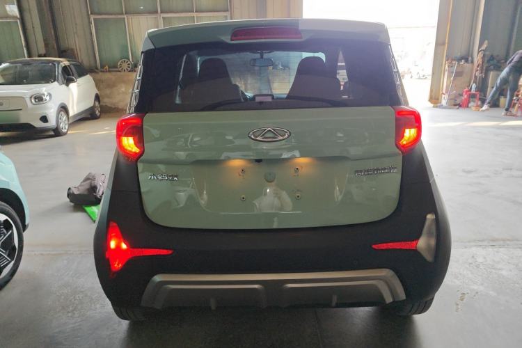 Used Chery Little Ant 2022 Revised Version Sweet Pink Edition Half-Sugar Version Lithium Iron Phosphate 30.7 kWh 30 kW 301 km Rear