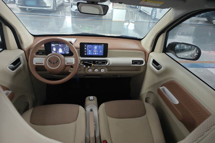 Used Wuling Hongguang MINIEV 2024 3rd Generation 215km Advanced Version Center Console