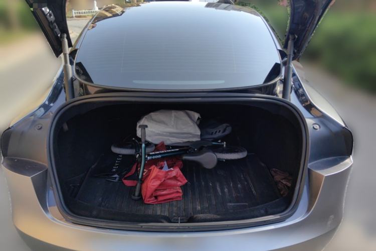 Used Tesla Model 3 2025 Rear-Wheel-Drive Version Trunk