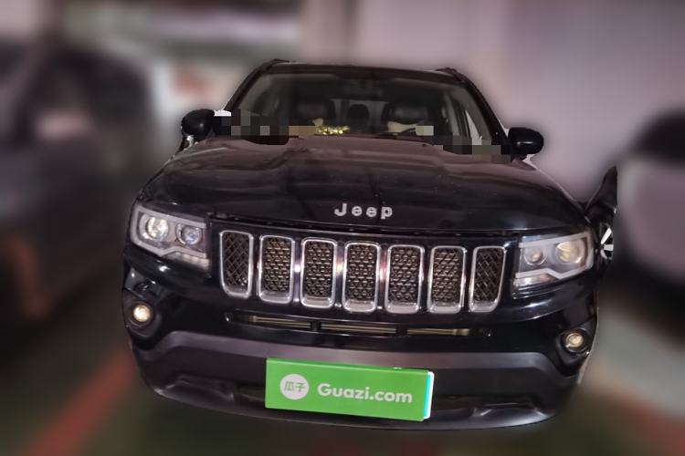 Used Jeep Compass 2013 2.4L four-wheel drive luxury version
