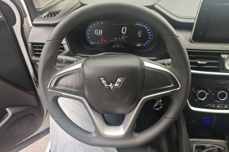 Used Wuling Hongguang S3 2018 1.5L Manual Comfort Model China V Standard