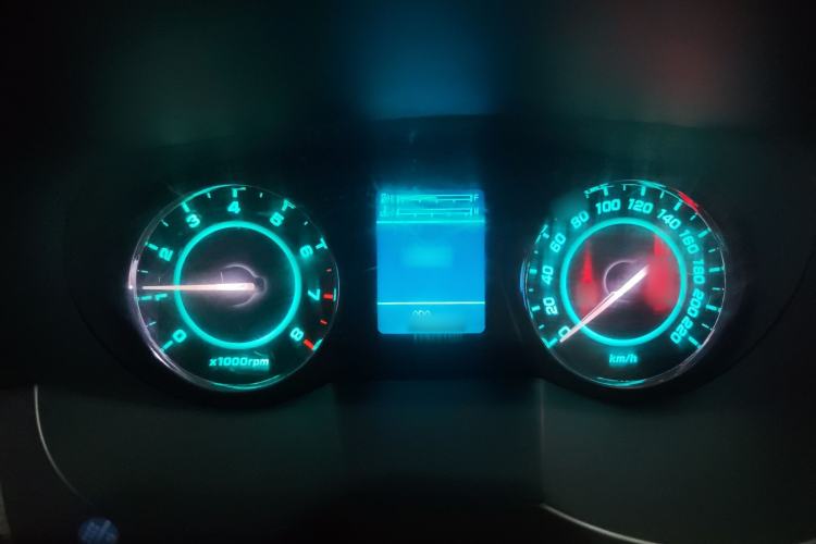 Used JAC Group Refine M5 2013 2.0T Gasoline Manual Business Edition