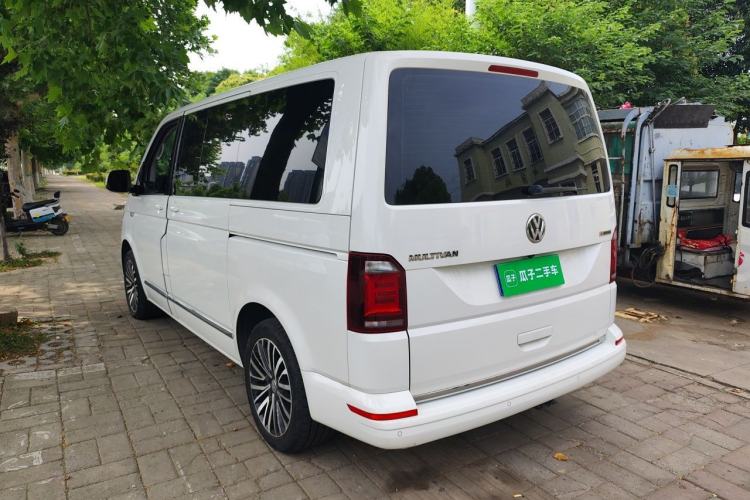 Used Volkswagen Multivan 2018 2.0 TSI Four-Wheel Drive Comfort Edition 7-Seater Rear Left 45 Deg