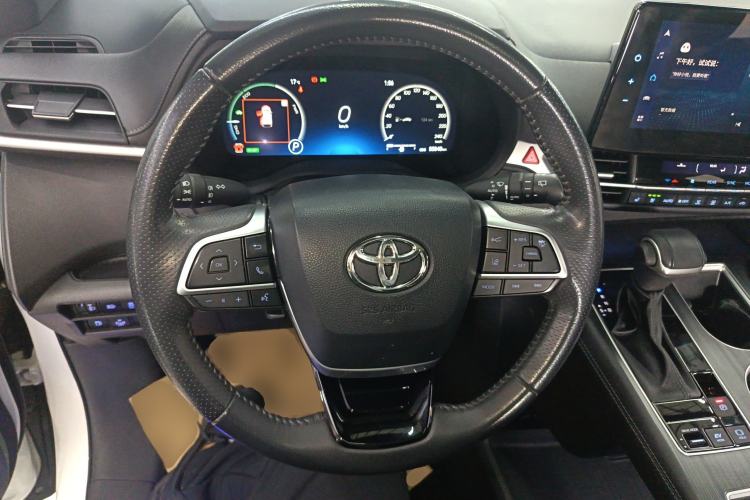 Used Toyota SIENNA 2021 2.5L Hybrid Ultimate Edition Steering Wheel