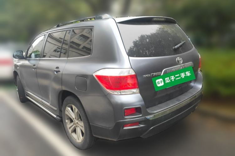 Used Toyota Highlander 2012 2.7L Two-Wheel Drive 7-Seater Luxury Edition
