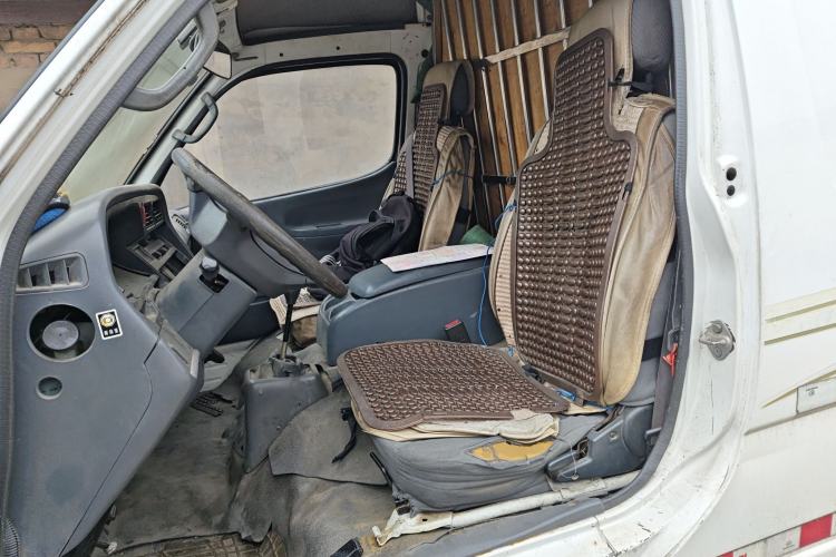 Used Jinbei Hiace 2011 2.2L Sixth-Generation Xianglong Classic 4G22D4B
