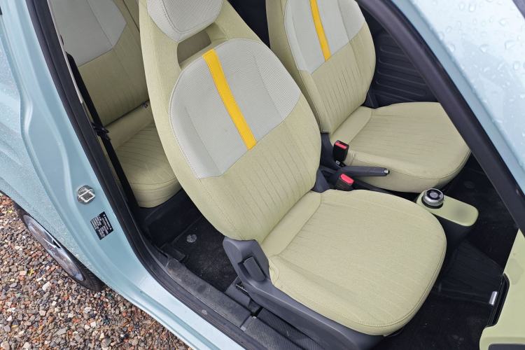 Used Geely Galaxy Panda 2024 Panda Mini 200km Endurance Bear
