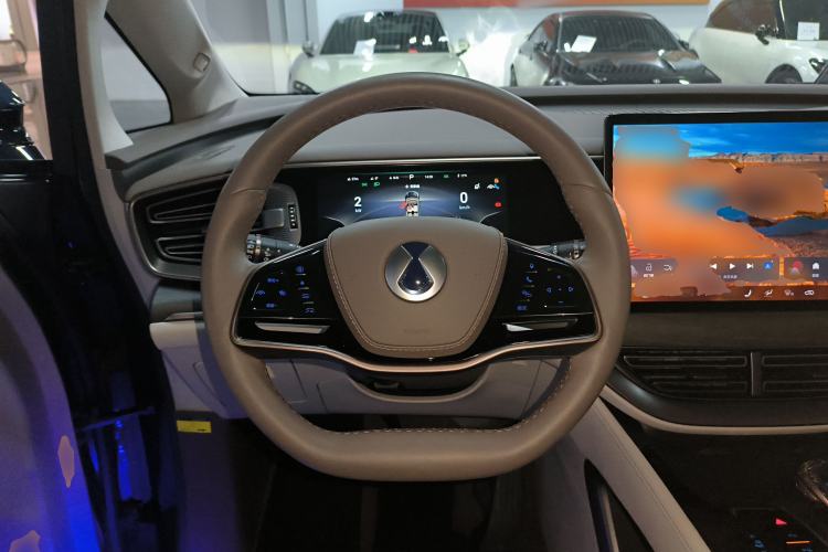 Used Denza D9 2022 DM-i 970 Four-Wheel Drive Flagship Model
