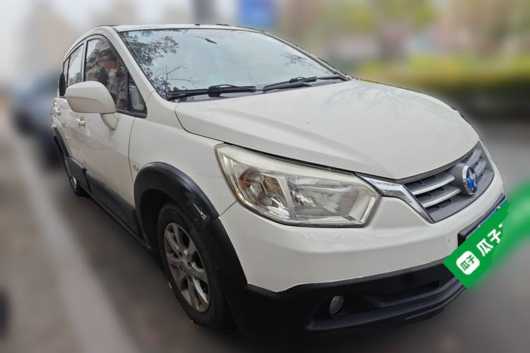 Used Venucia R50X 2013 1.6L Automatic Version with Beidou Navigation
