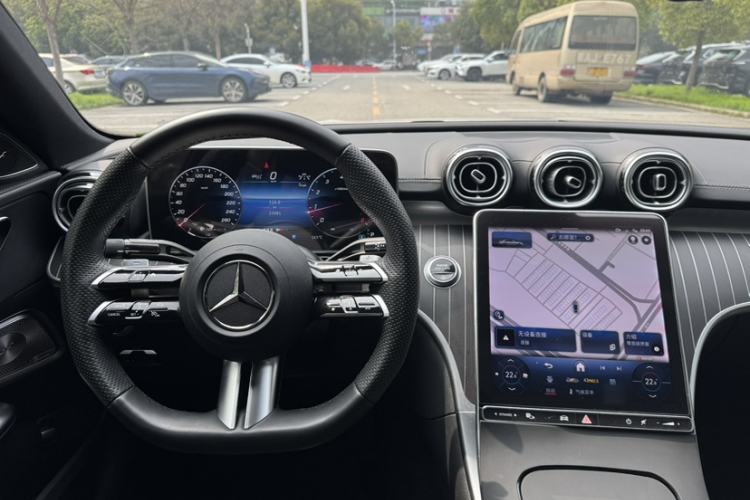 Used Mercedes-Benz C-Class 2024 C 260 L Brilliant Night Sports Edition Interior 1