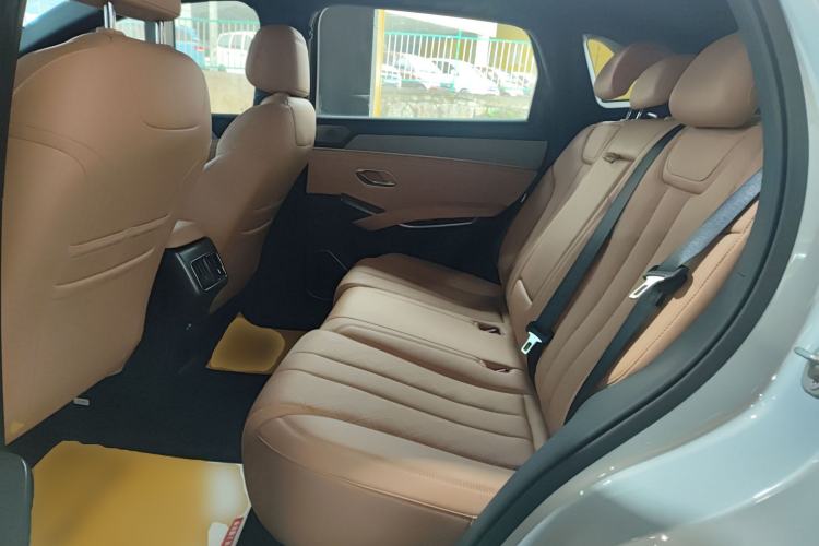 Used BYD Song L DM-i 2024 112 km Leading Edition Left Rear Seat