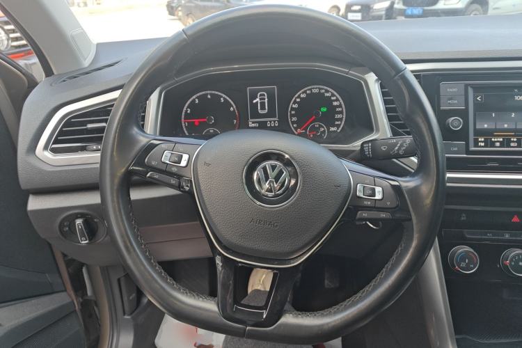 Used Volkswagen T-ROC 2020 230TSI DSG Two-Wheel Drive Advanced Version Steering Wheel
